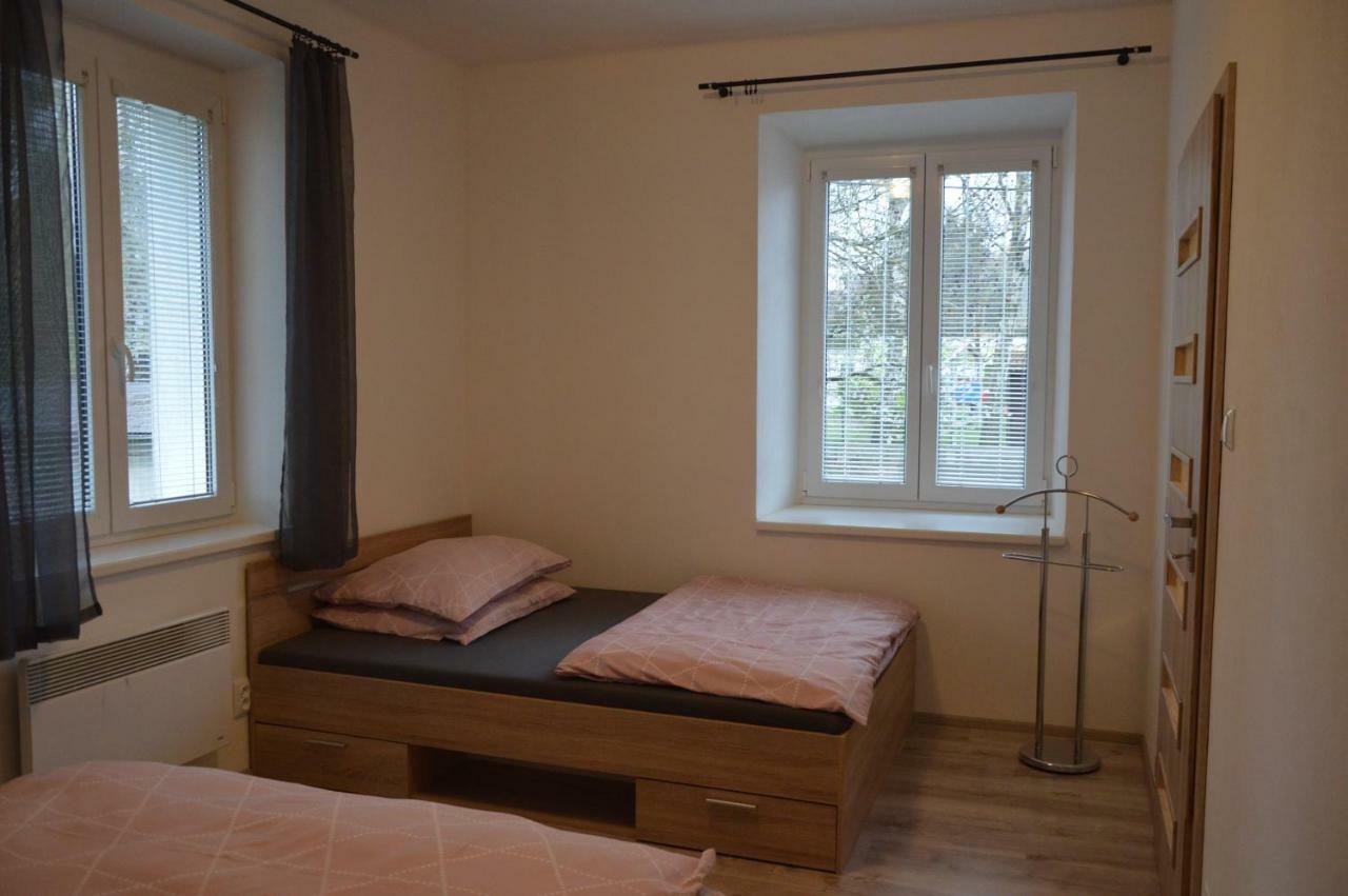Apartmanovy Byt Trebon Exterior photo