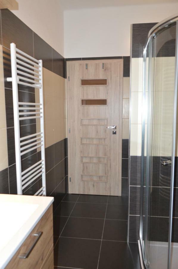 Apartmanovy Byt Trebon Exterior photo